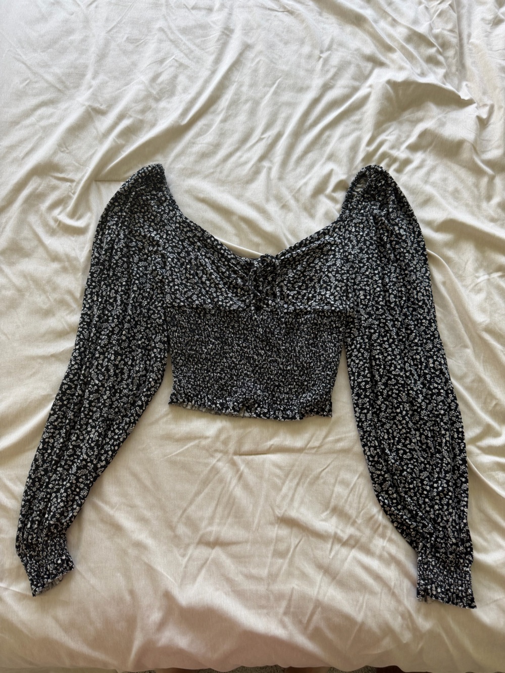Cinched floral top with flowy sleeves